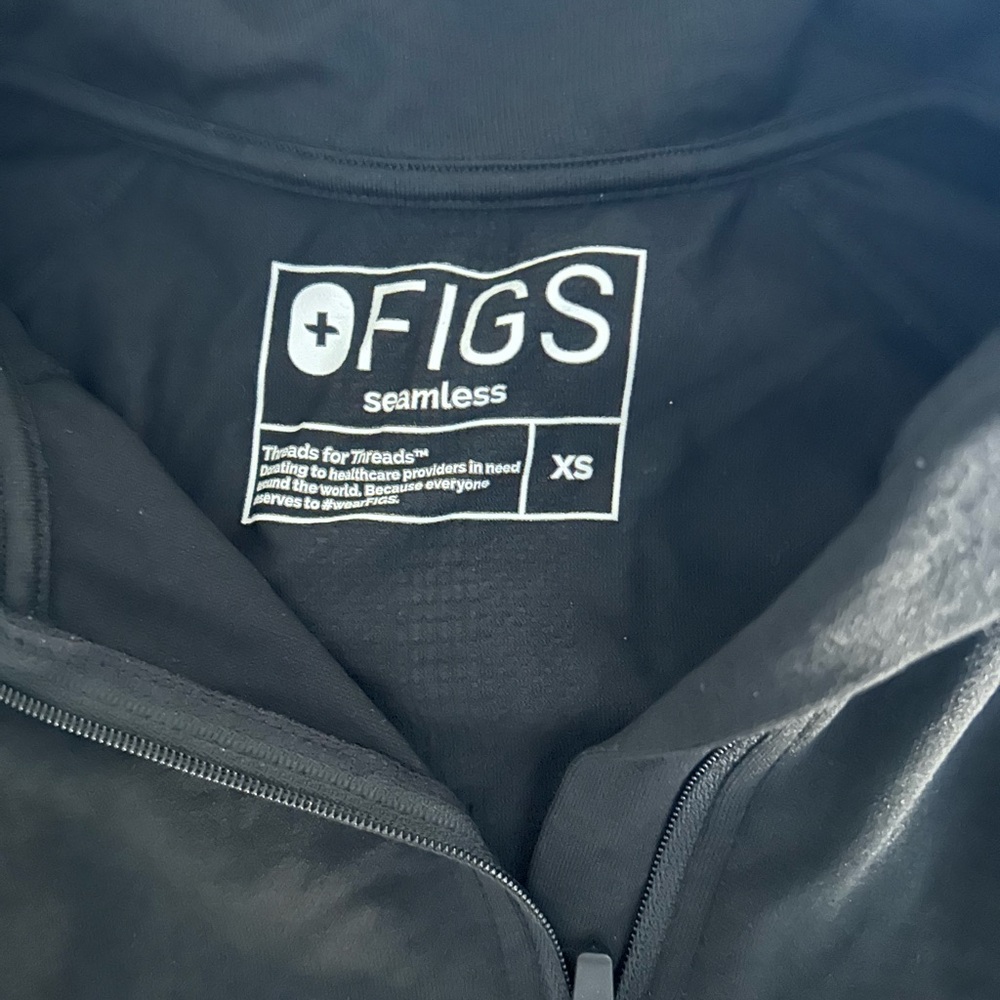 FIGS long sleeve athletic half zip